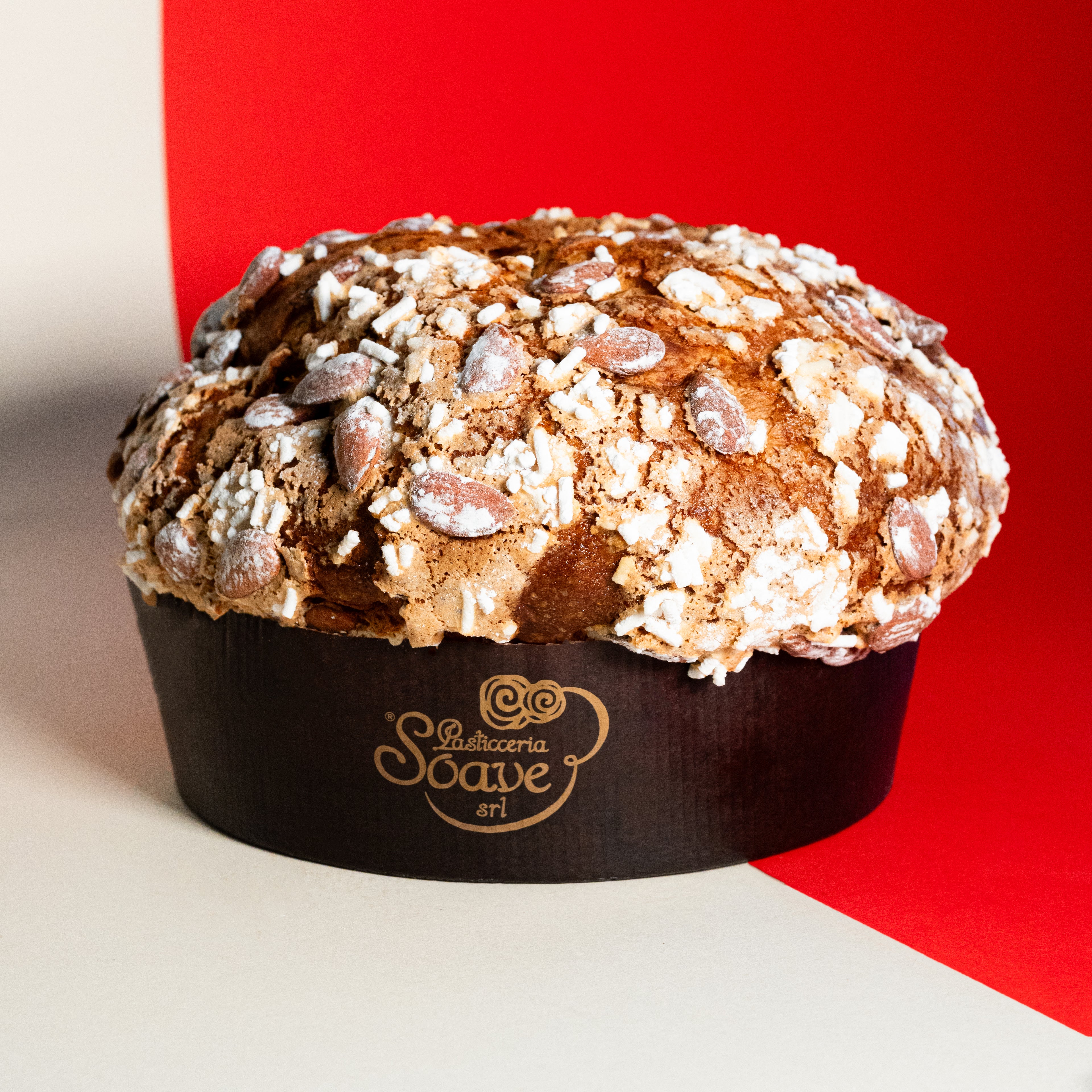 Panettone artigianale mandorlato